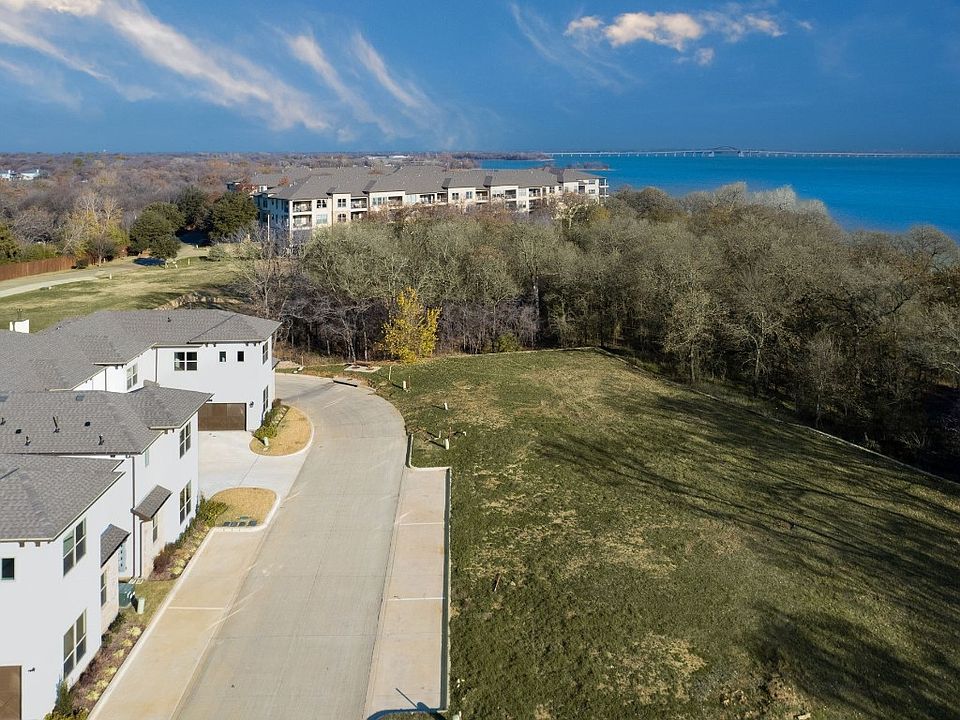 1st image of 421 Waterscape Dr #928