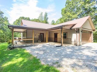 495 Dew Drop Rd, Savannah, TN 38372