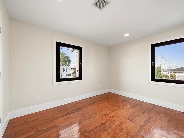 575 Hoboken Rd #9 — Photo 13