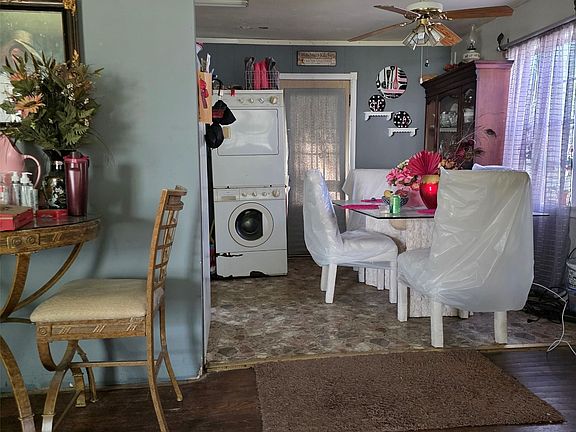 4th image of 1417 Ray St