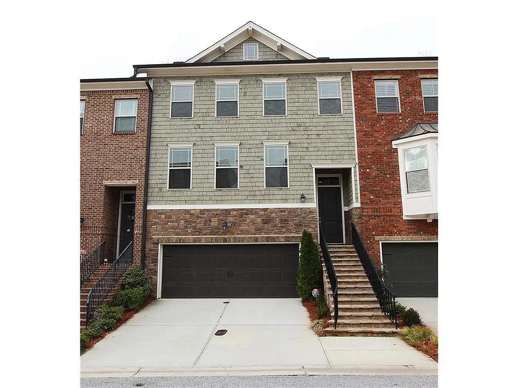 2148 W Village Ln SE photo 1