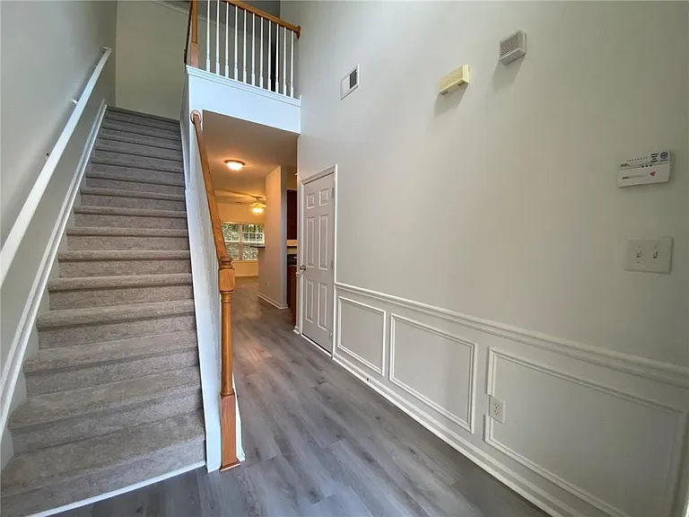 397 Creek Manor Way — Photo 4