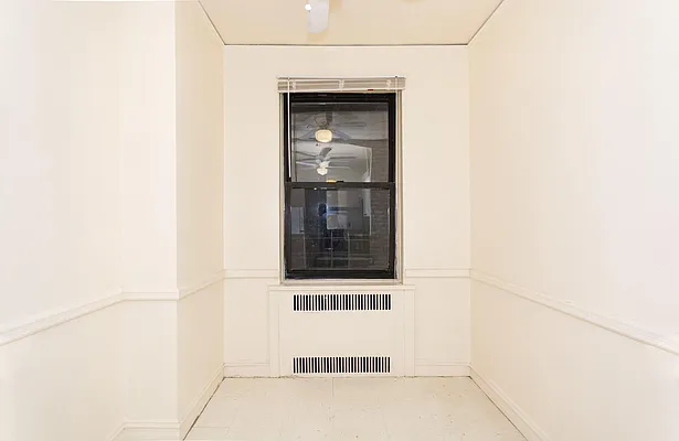 Sold by Re/Max In The City | media 15