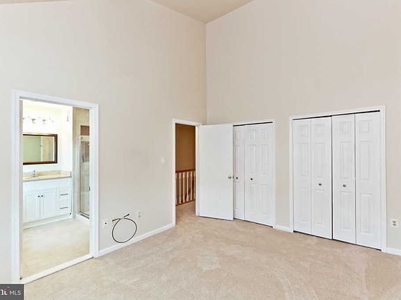 3rd image of 510 Dakota Dr