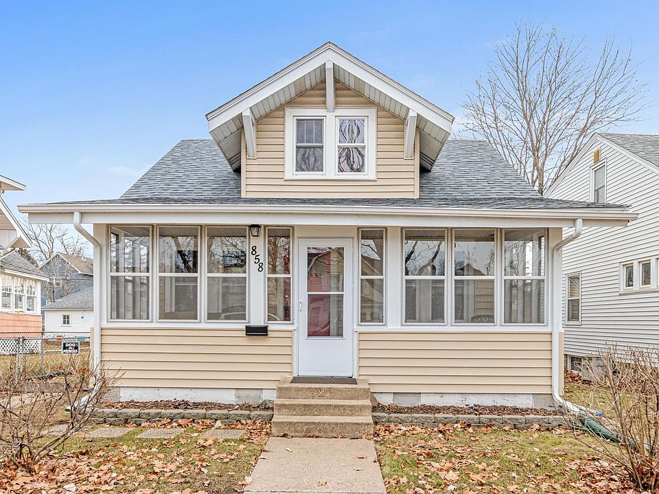 1st image of 858 Rose Ave E
