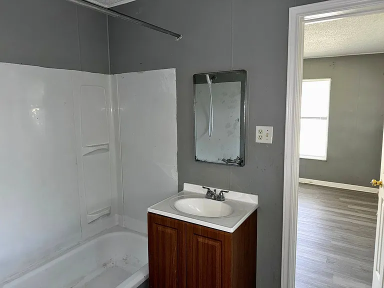 2604 Wenonah Ave — Photo 17
