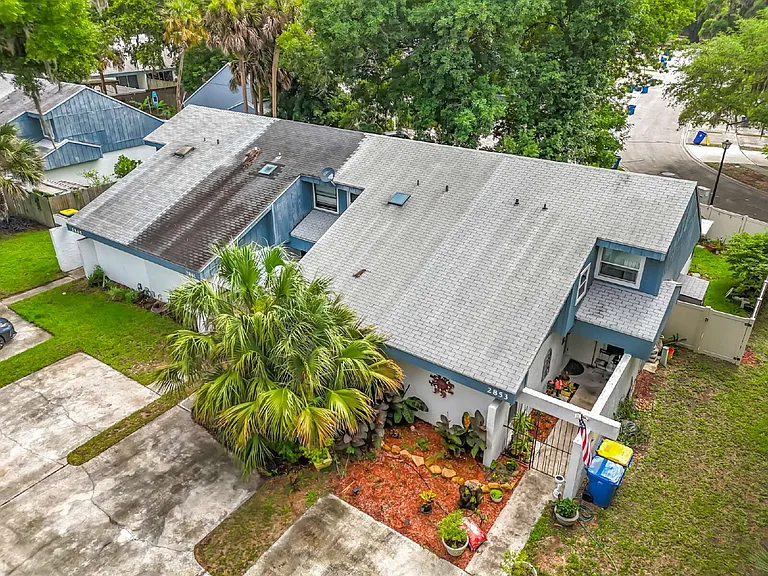 2857 Wonderwood Ln — Photo 35