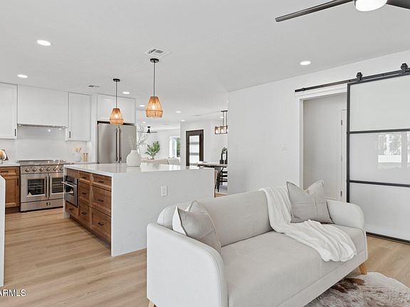 4th image of 5030 E WINCHCOMB Drive