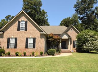 520 Morgan Trace Ln, Goldsboro, NC 27530