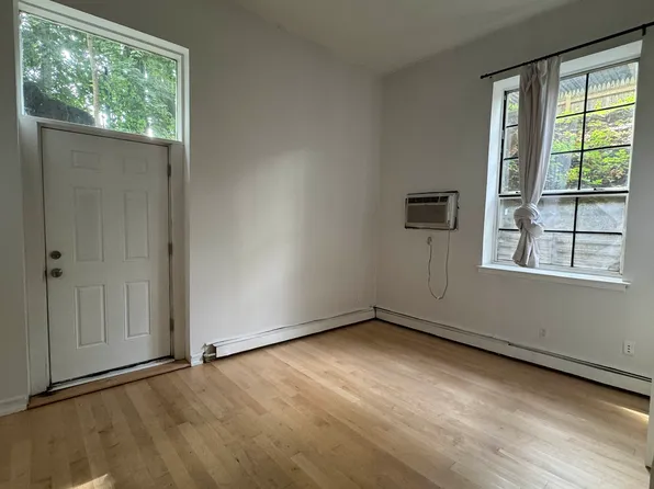 3401 Riverdale Avenue image 7 of 8