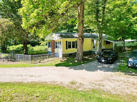 4th image of 14 Pleasant Street