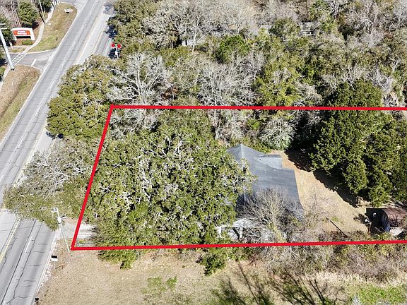 3rd image of 1438 Folly Rd