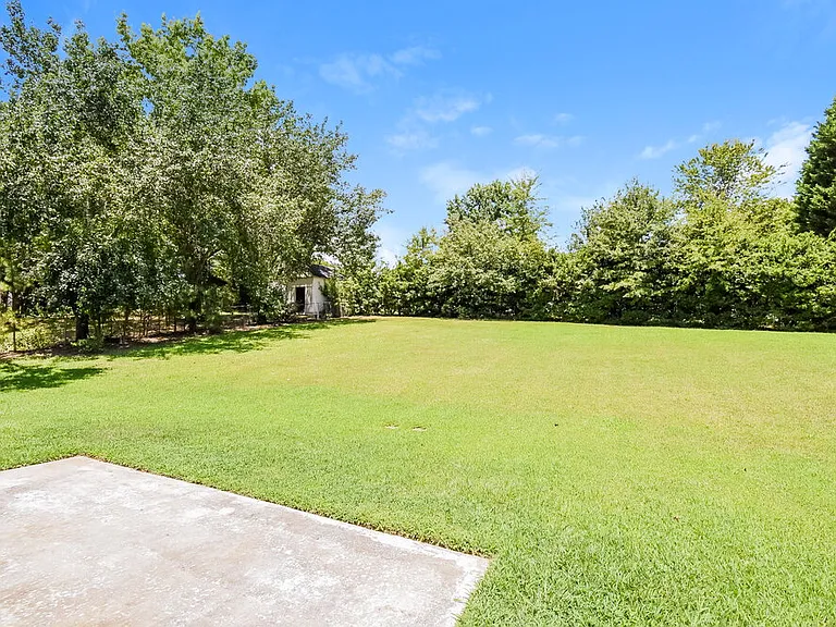 1290 Shamrock Hill Cir — Photo 16