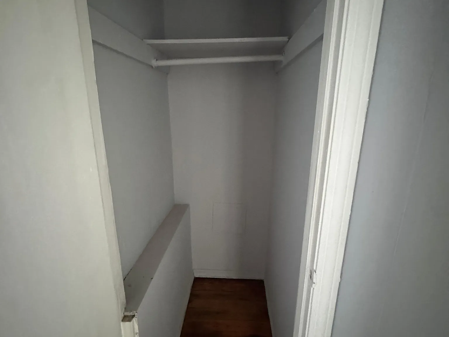 1 bed, 800 sqft, $1,049 — Photo 3