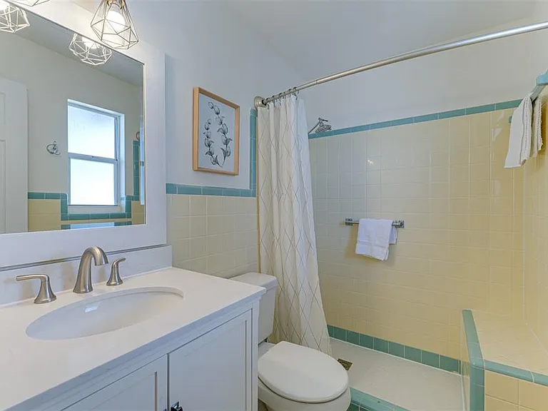 2363 Milford Cir — Photo 14