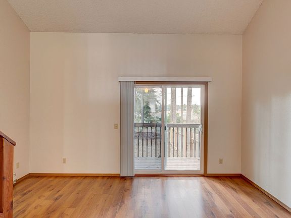 5th image of 770 SW Harrier Cir APT 1
