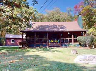 27 W Owassa Tpke, Newton, NJ 07860