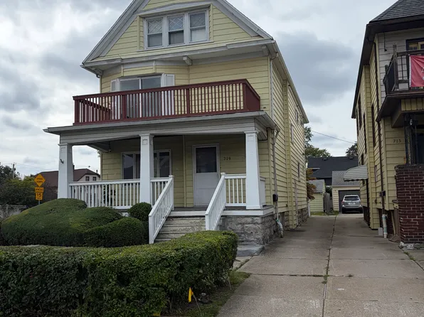 719 Abbott Rd, Buffalo, NY 14220