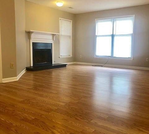 4th image of 2805 Vineyard Way SE