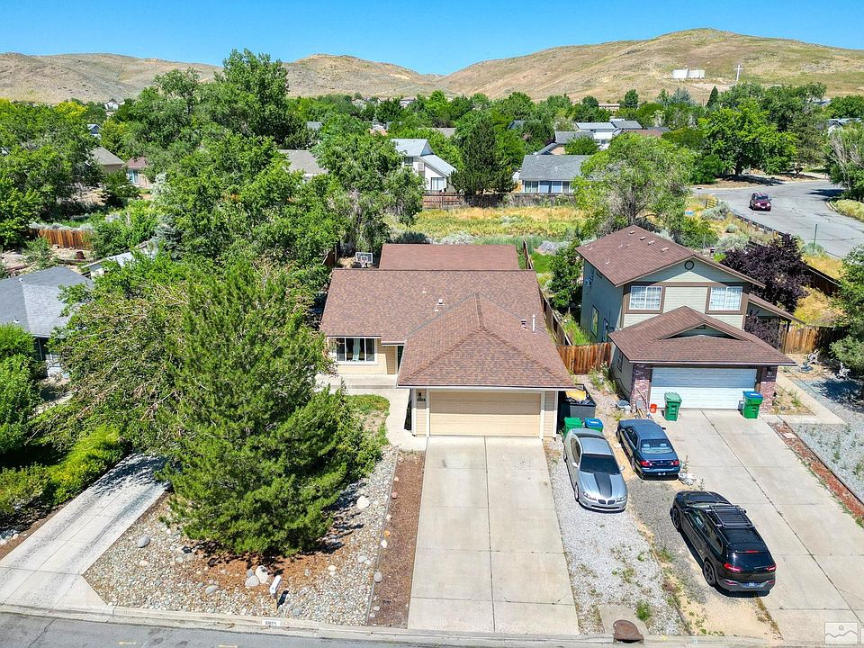 1st image of 6825 Canoe Hill Dr