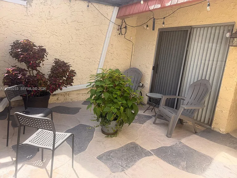9536 NW 65th St #8B — Photo 15