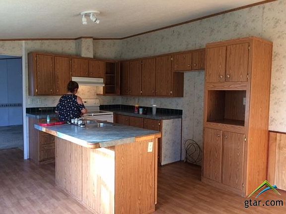 2nd image of 21884 County Road 2160