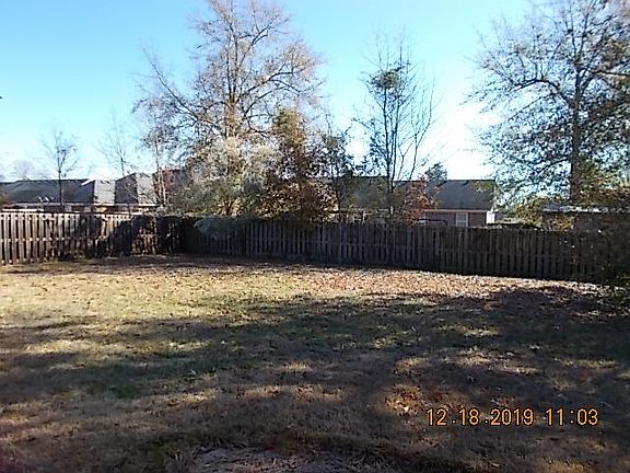 2nd image of 3490 Essex Pl