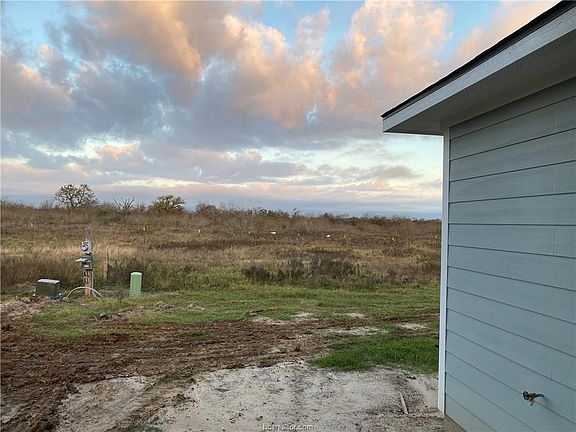 4th image of 3153 Brady Ct