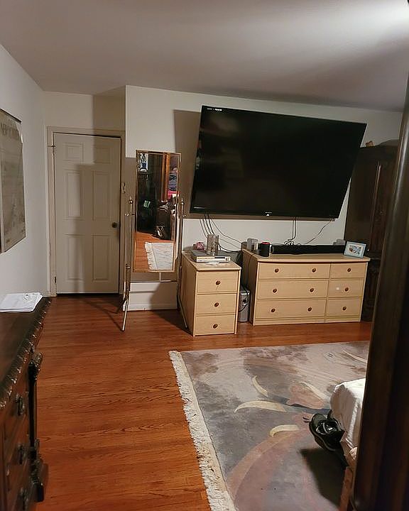 huge master bedroom 