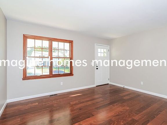 2nd image of 10928 Lemarie Dr