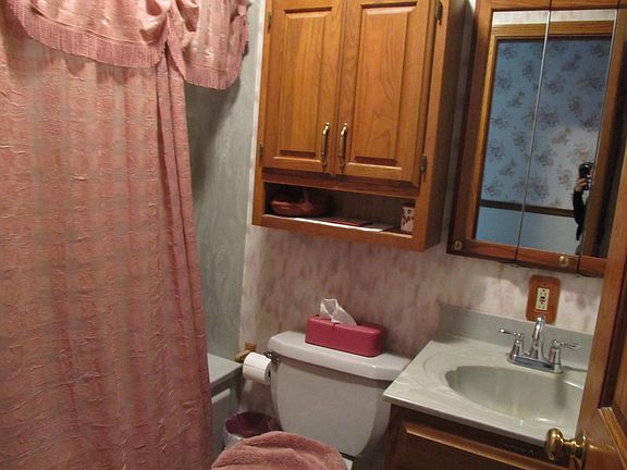 4th image of 51186 Burrwood Dr