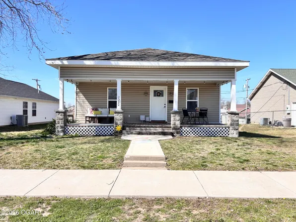 2322 S Moffet Ave, Joplin, MO 64804