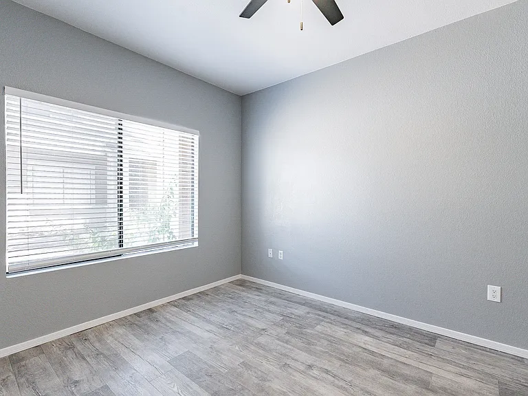 2035 S Elm St #109 — Photo 26