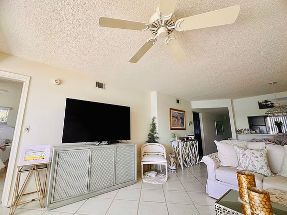 2nd image of 10682 Gulf Shore Dr APT C106