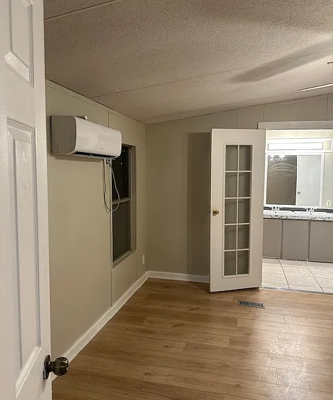 12227 Potranco Rd #6 — Photo 16