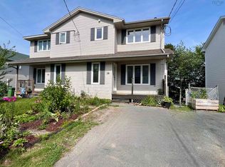 38 Serocco Cres, Halifax, NS B2W 6G5