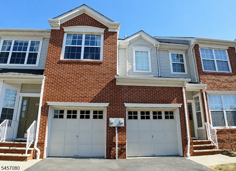 20 Gordon Cir