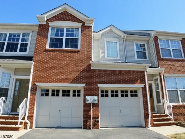20 Gordon Cir, Parsippany, NJ 07054
