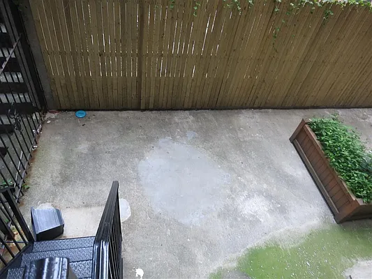 Rented by Compass | media 6