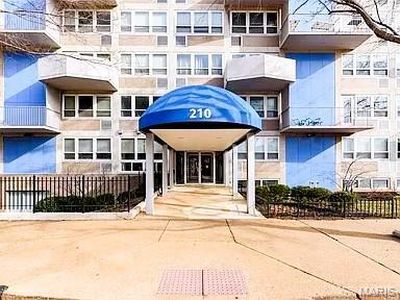 210 N 17th St Unit 702, Saint louis, MO, 63103