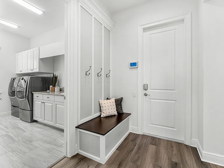3638 Lake Adelaide Pl — Photo 36