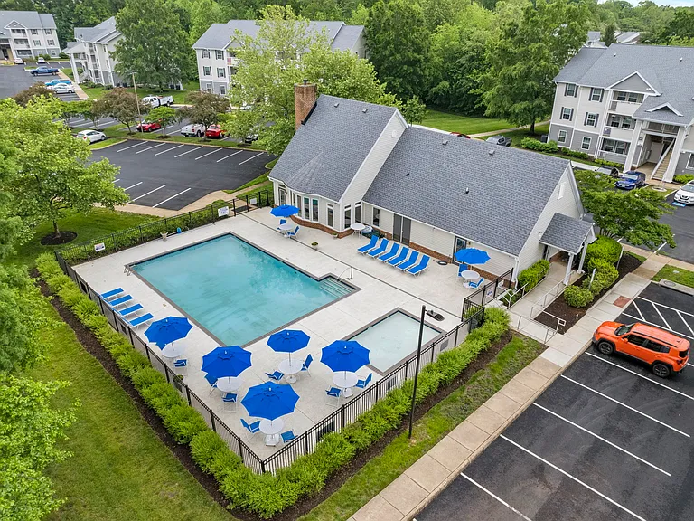 Salem Run Apartment Homes — Photo 36