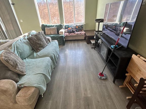 3rd image of 3900 Sanderling Ave