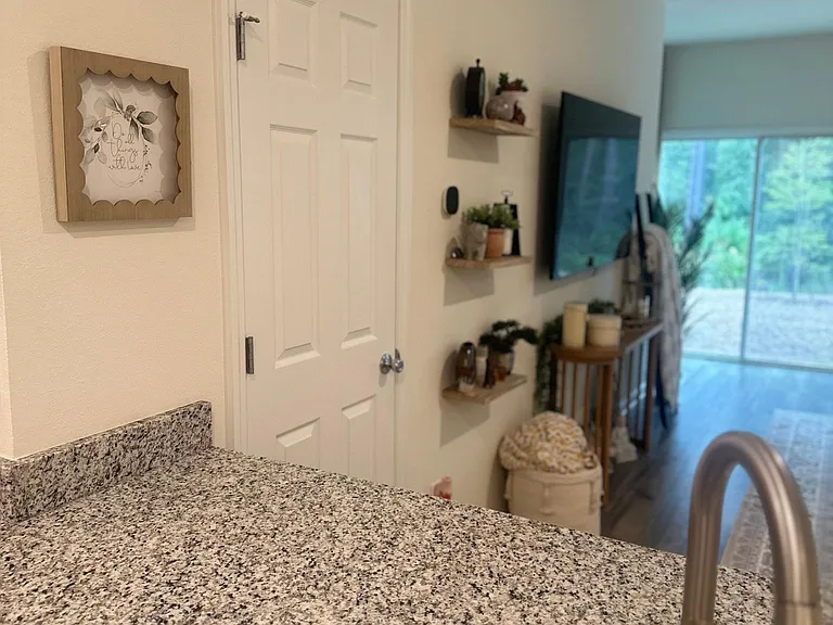 7660 Merchants Way — Photo 8