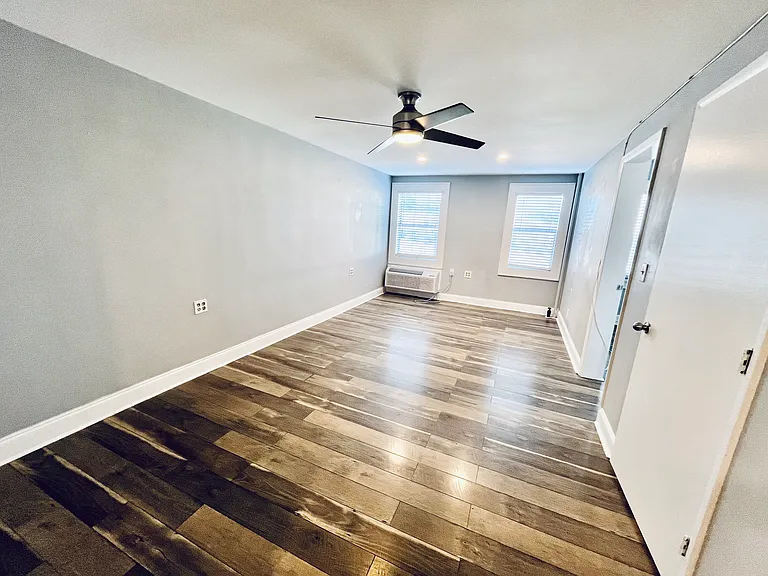 5th Street Lofts — Photo 17