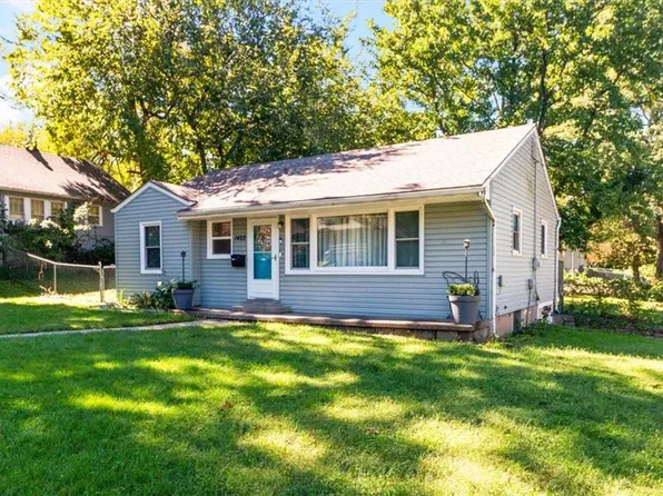 1422 N Spring St, Independence, MO 64050