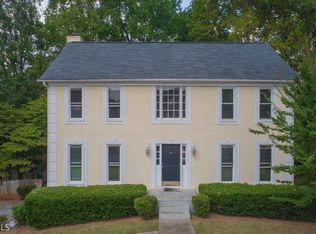 828 Glenspring Dr, Lawrenceville, GA 30043