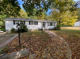 92 Dracut Rd, Hudson, NH 03051