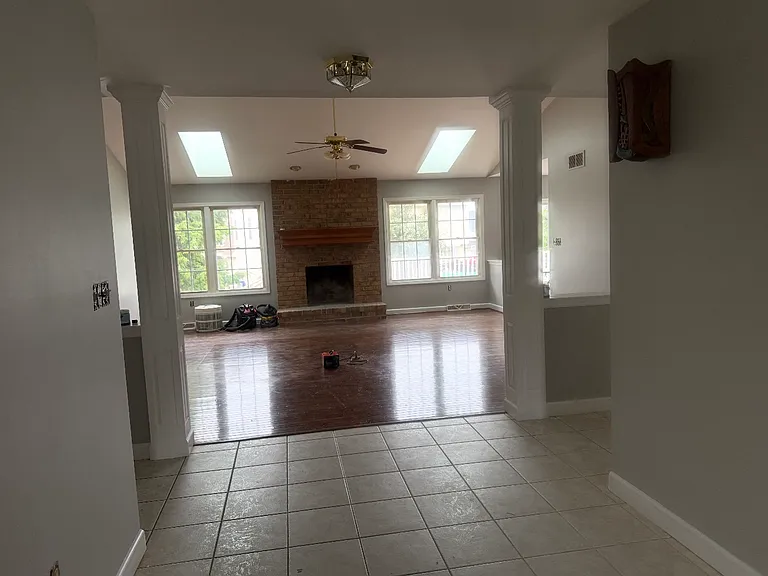 1006 Leanne St — Photo 4