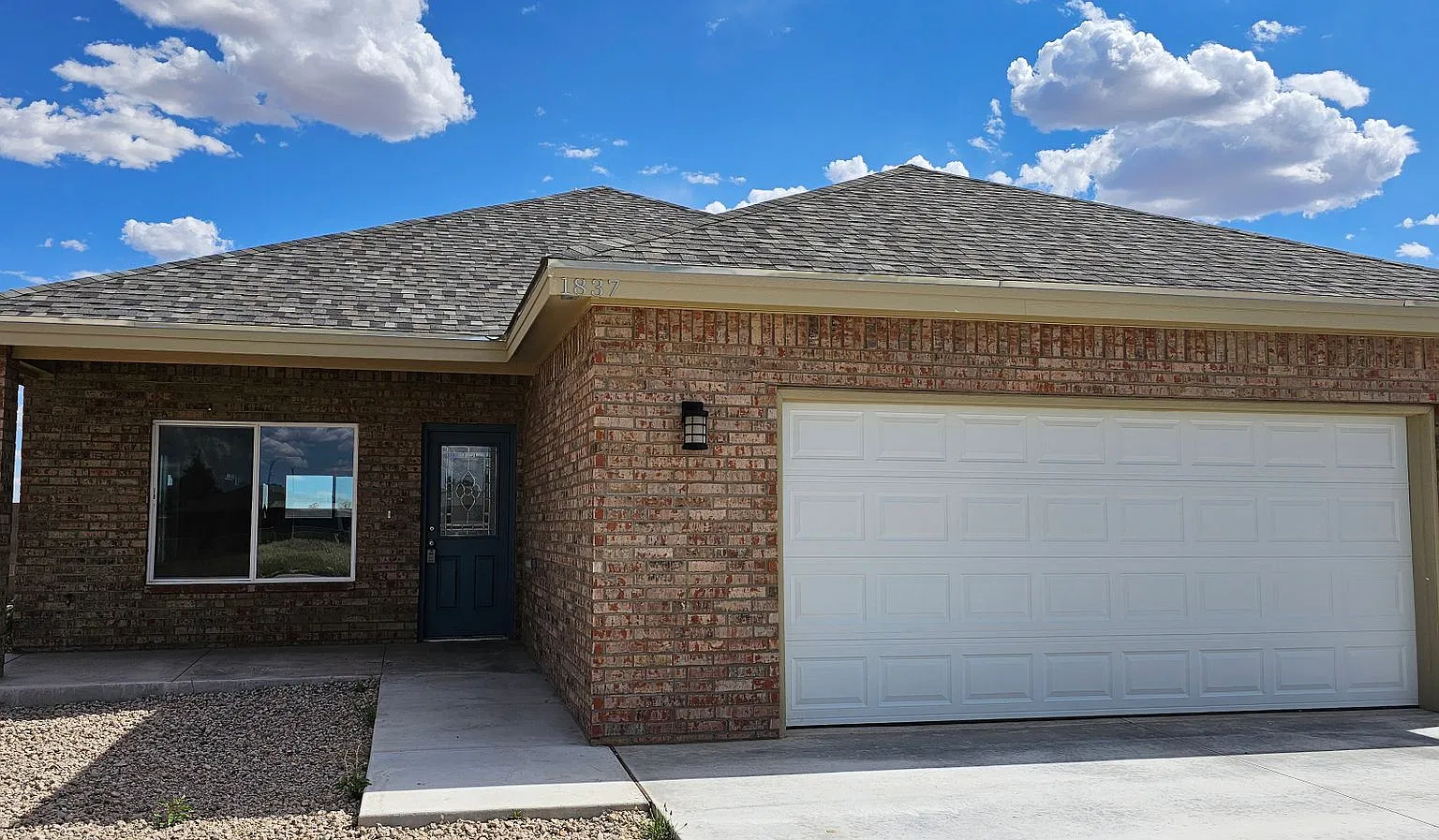 Beautiful 3 bedroom, 2 bath home for rent — Photo 1